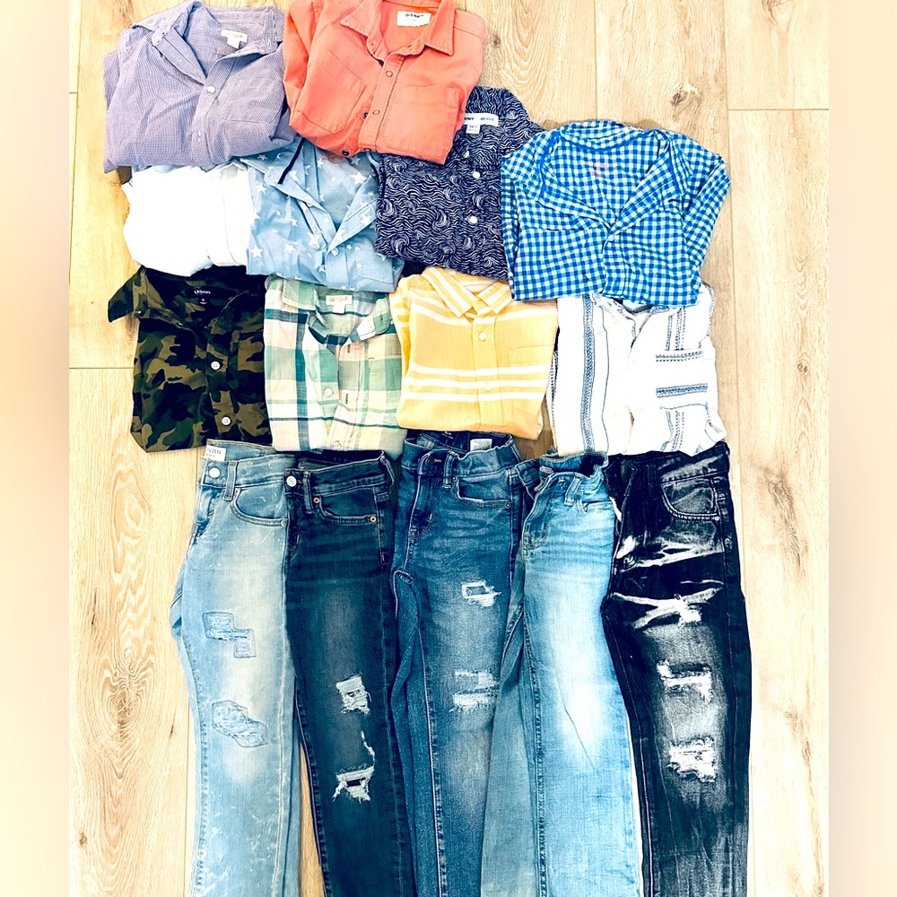 LOT of size 6/7 boys clothes! 🌲🎁